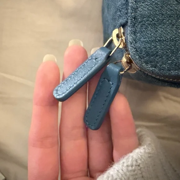 Perfect Condition Chanel Blue Denim Vanity Mini Bag - Picture 3 of 5